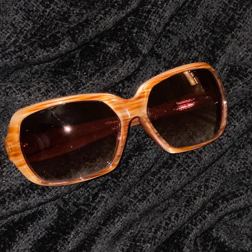 Solaray Sunglasses - Picture 3 of 3